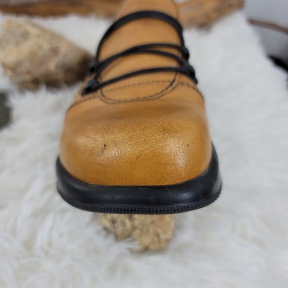 Dansko Janika mustard color chunky slip on Oxford Style shoes - Picture 8 of 16